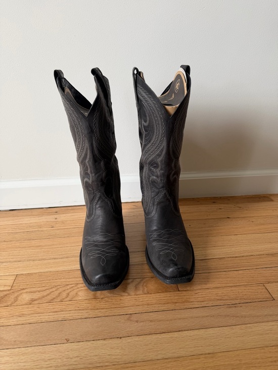 Ariat Shoes - Ariat Women’s Lively Cowboy Boot
